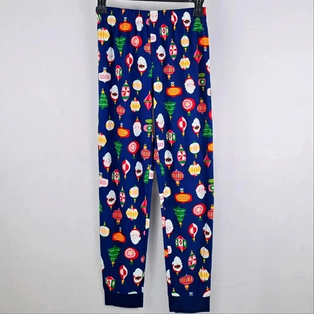 Christmas Pajamas Kid's M (10-12) Multicultural Santa Claus' - Picture 5 of 6